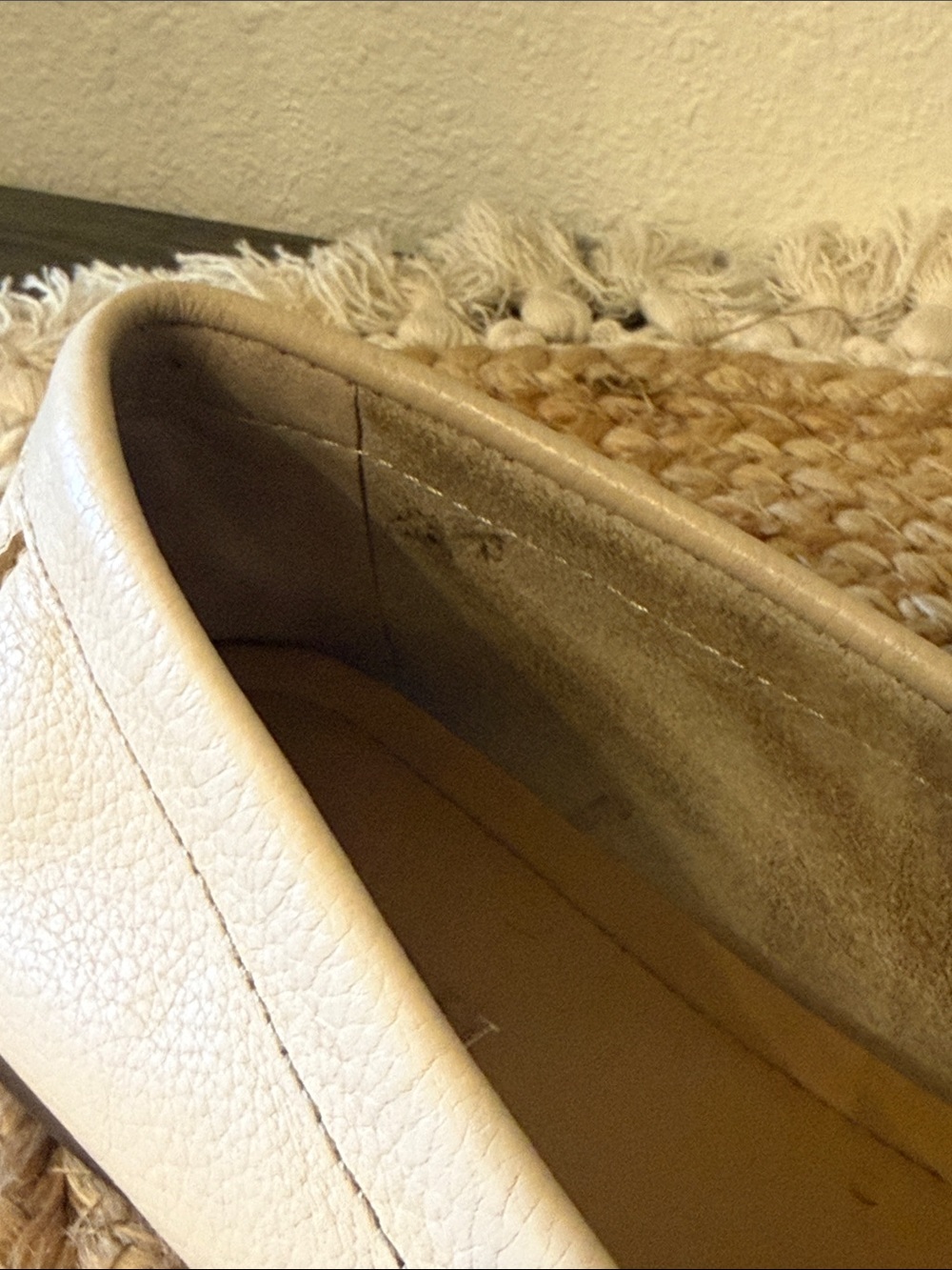 Coach Womens Fredrica Loafers Cream Pebbled Leather Silver Logo Size 7.5 - Picture 12 of 13